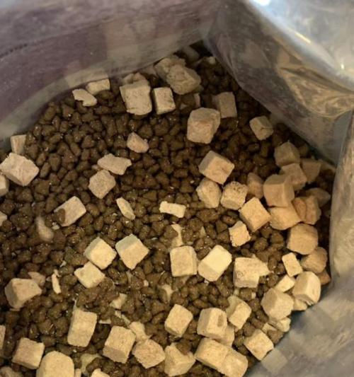 猫粮冻干中出现纸屑是什么原因?如何避免这种情况?
